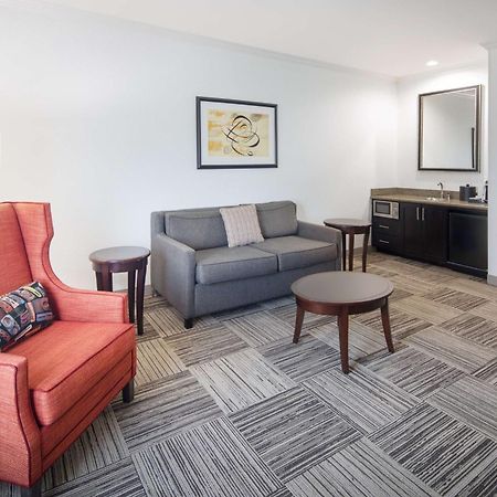 Hilton Garden Inn Tyler Buitenkant foto